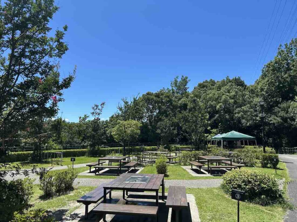 大府みどり公園 BBQ施設