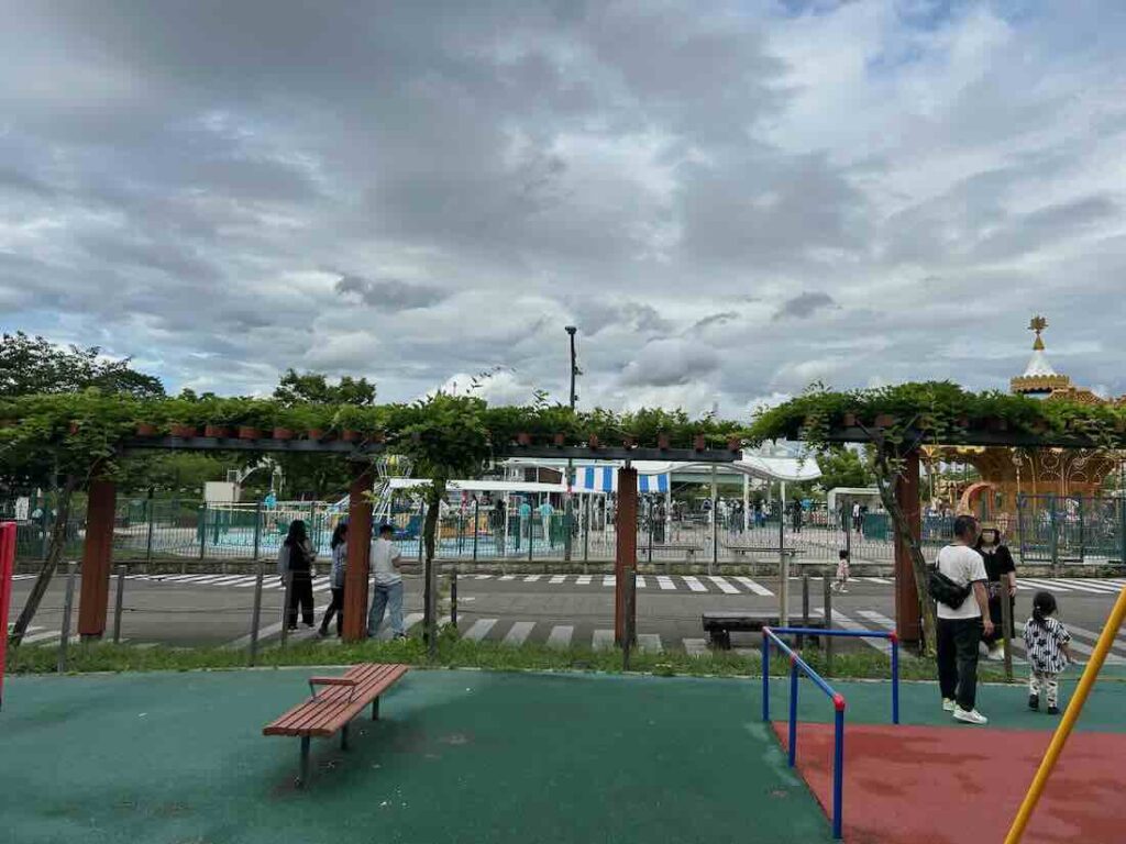 刈谷ハイウェイオアシス　岩ケ池公園　ちびっこ広場