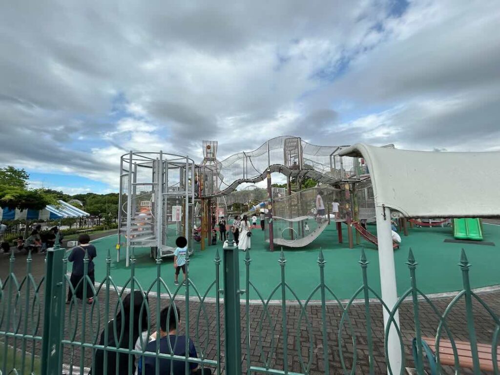 刈谷ハイウェイオアシス　岩ケ池公園　大型遊具