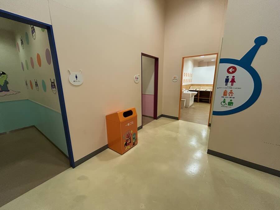 名古屋アンパンマンこどもミュージアム＆パーク　トイレ、授乳室、ベビーカー置き場