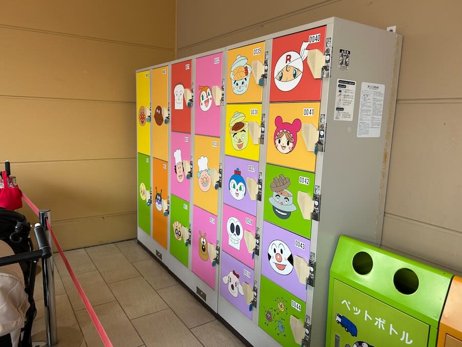 名古屋アンパンマンこどもミュージアム＆パーク　トイレ、授乳室、ベビーカー置き場　コインロッカー
