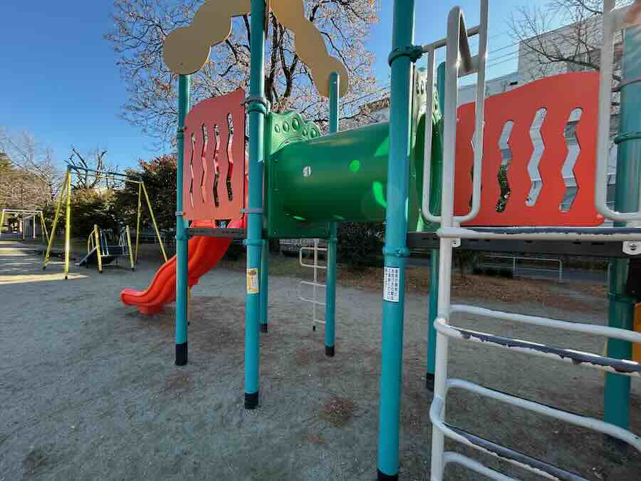 道徳公園　遊具エリア　滑り台