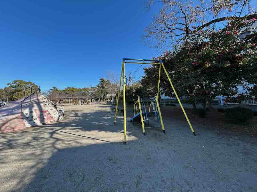 道徳公園　遊具エリア　ロープウェイ