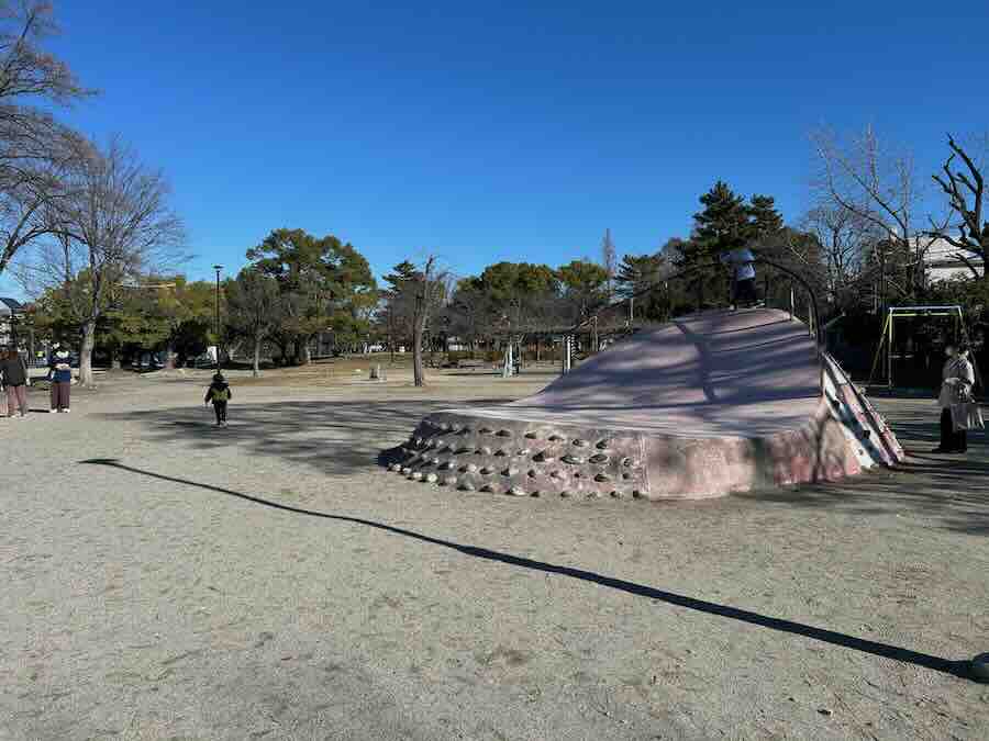 道徳公園　遊具エリア　滑り台