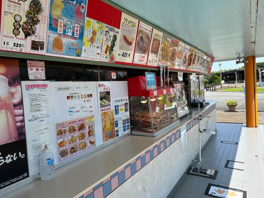 南知多ビーチランド＆おもちゃ王国　レストラン　食事