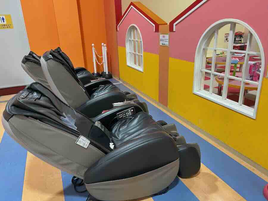 南知多ビーチランド＆おもちゃ王国　入り口　ママごとハウス　メルちゃんのおうち　マッサージ