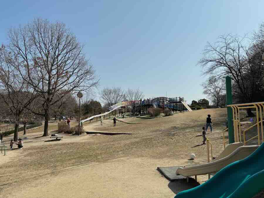 天白公園 遊具 ローラー滑り台 子連れ