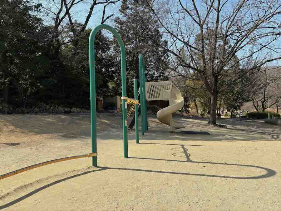 天白公園 遊具 滑り台 子連れ 幼児用遊具
