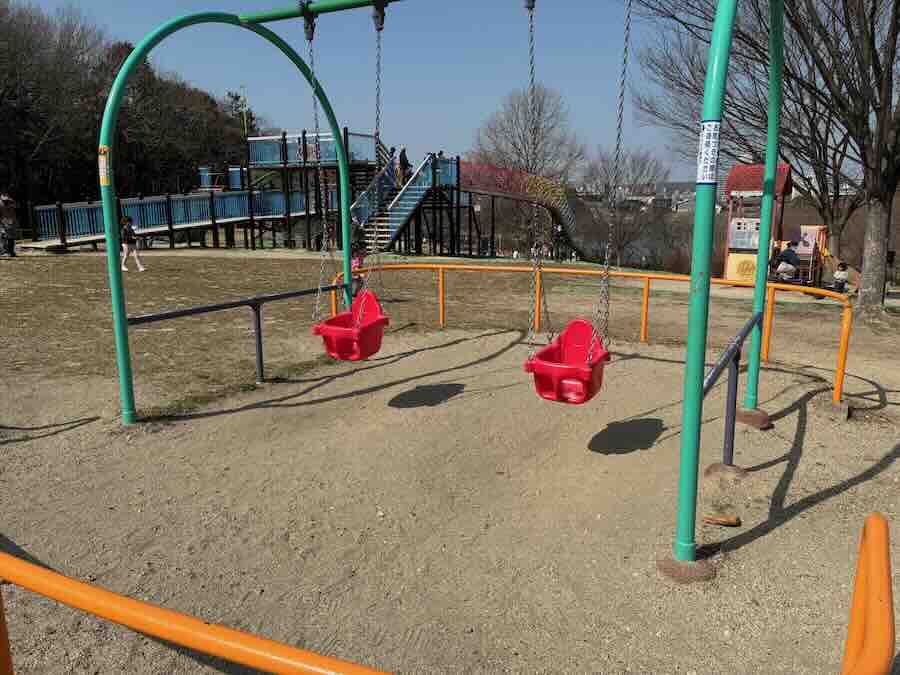 天白公園 遊具 ブランコ