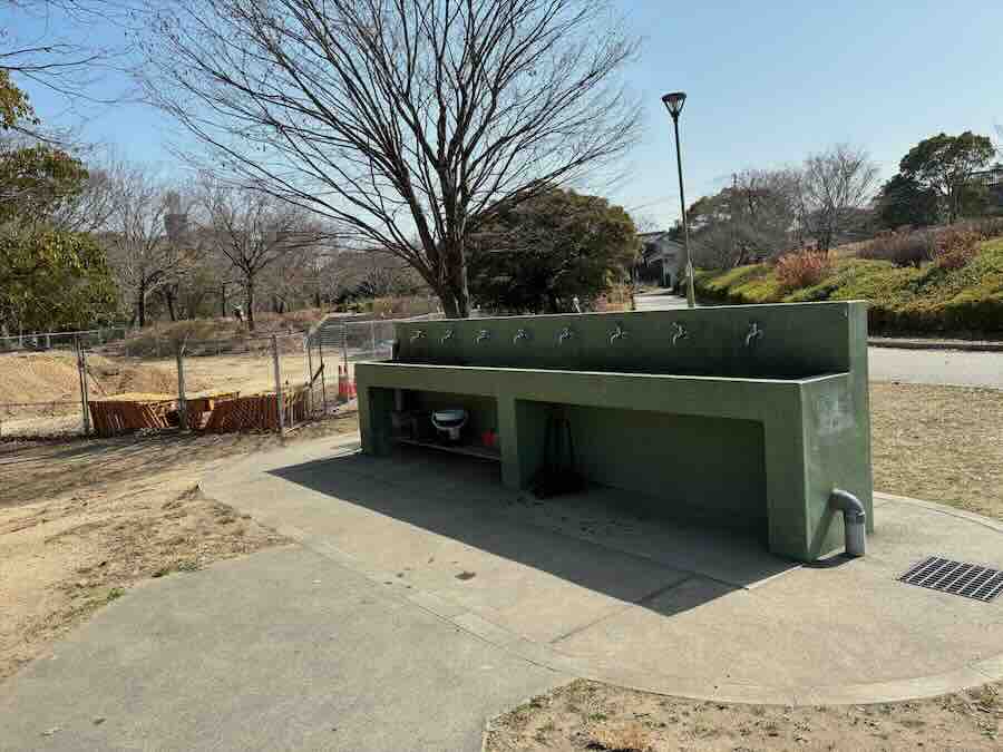 天白公園 子連れ バーベキュー BBQ コンロ 炉 テーブル 洗い場