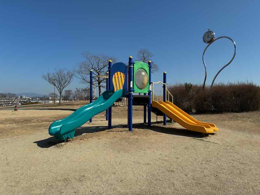 滝の水公園 遊具 景色 パノラマビュー 夜景