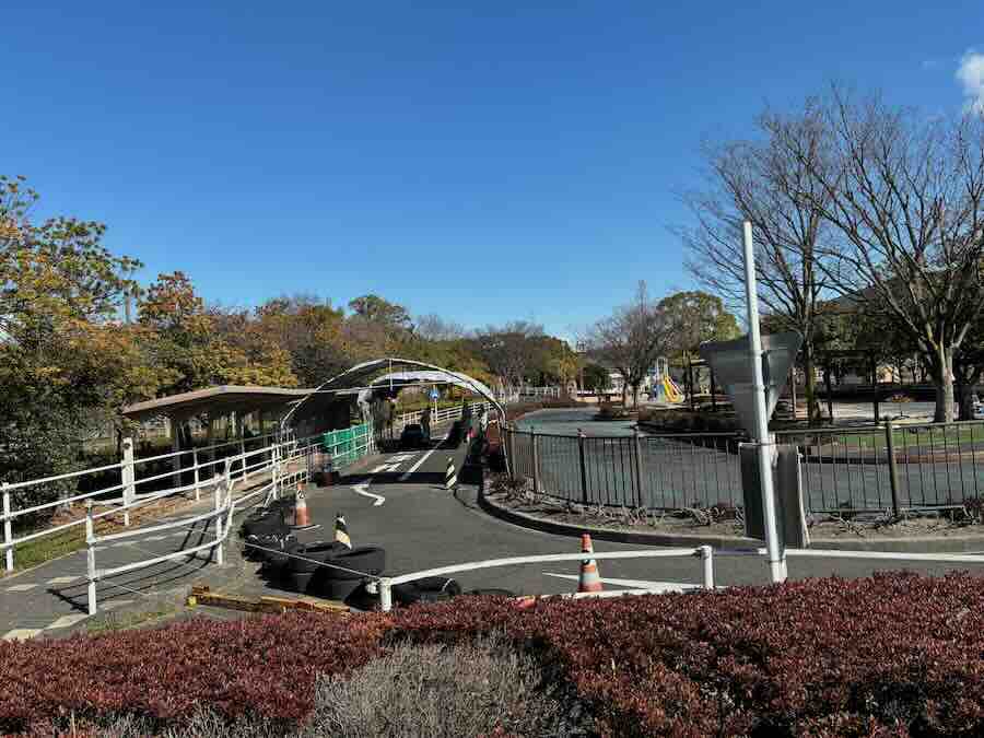 平地公園 ゴーカート 遊具 ピクニック 子ども 子連れ レビュー 交通公園