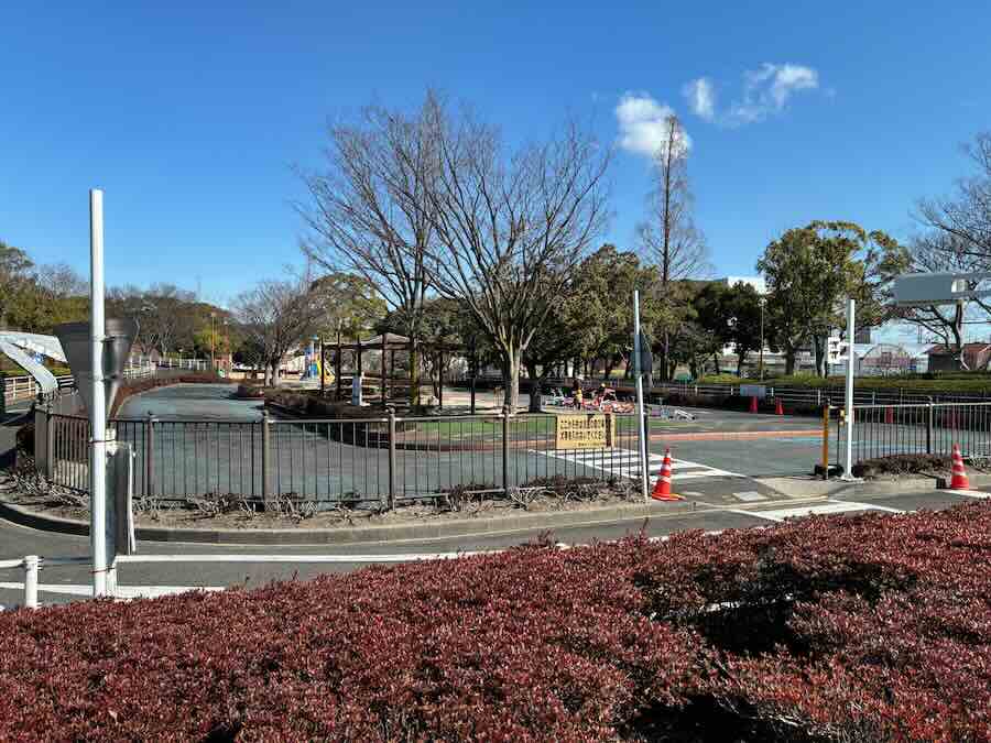 平地公園 ゴーカート 遊具 ピクニック 子ども 子連れ レビュー 交通公園