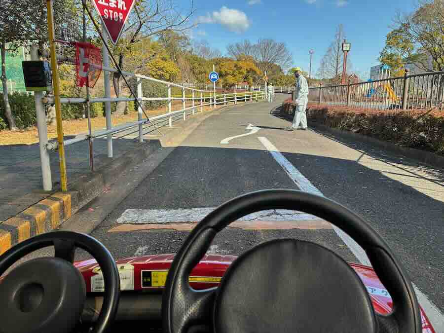 平地公園 ゴーカート 遊具 ピクニック 子ども 子連れ レビュー 交通公園