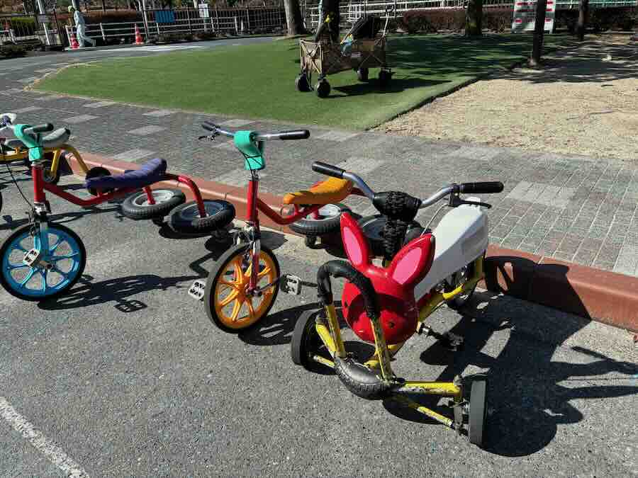 平地公園 ゴーカート 遊具 ピクニック 子ども 子連れ レビュー 交通公園 自転車