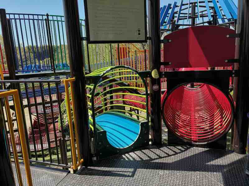 於大公園　大型遊具　ロング滑り台　忍者　リニューアル